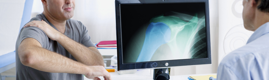 personal injury victim speaking with doctor